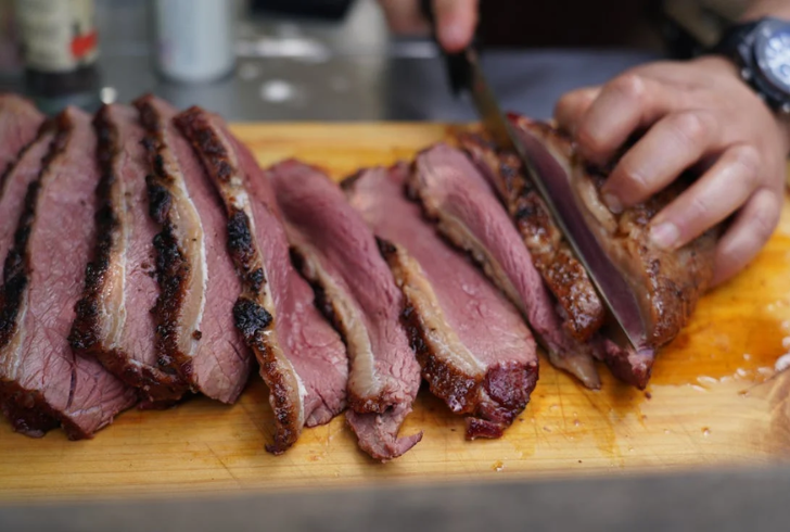 Understanding when to wrap brisket helps you avoid common mistakes and ensures a juicy outcome.